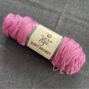 Yarn Bee Soft Secret Rosey Yarn Lot 1046